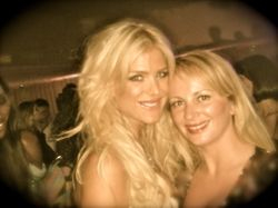 Victoria Silvstedt & Delia Antal